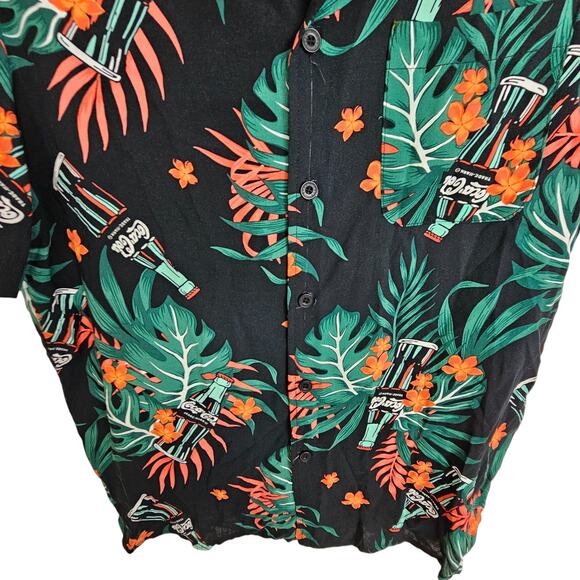 Coca Cola Mens Floral Shirt Hawaiian Sz S All Over Print Casual Travel Vacation - Picture 3 of 9
